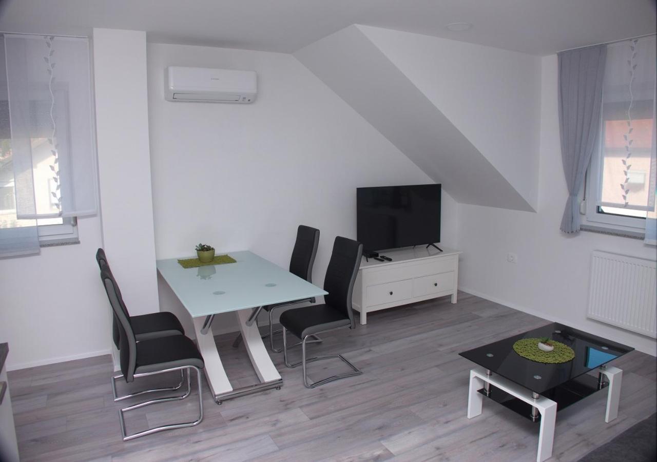 Apartmaji Anita Begunje pri Cerknici Buitenkant foto