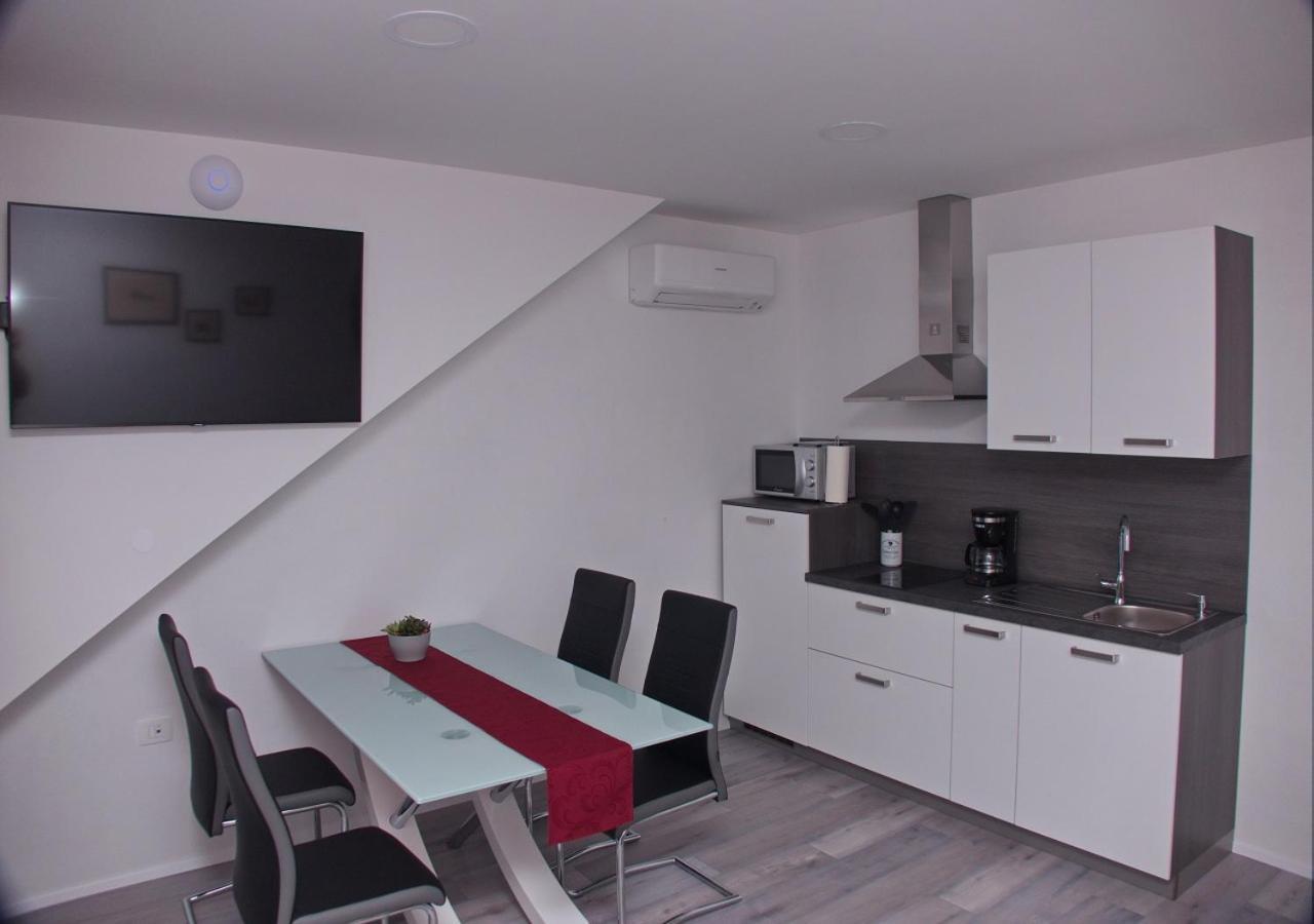Apartmaji Anita Begunje pri Cerknici Buitenkant foto